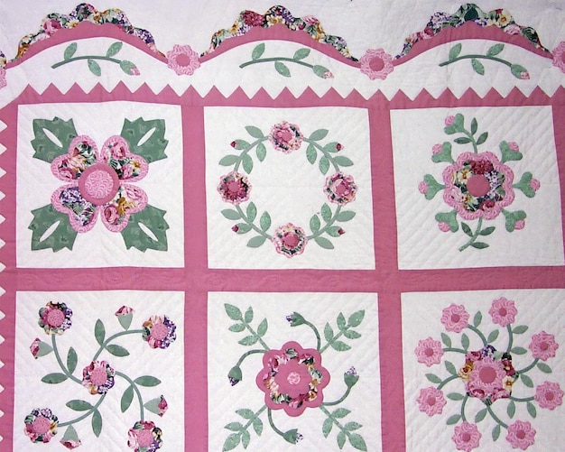 zestaw trzech szablonów haftu